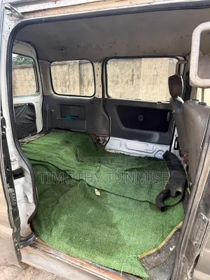 Suzuki APV Minibus 2012 Grey