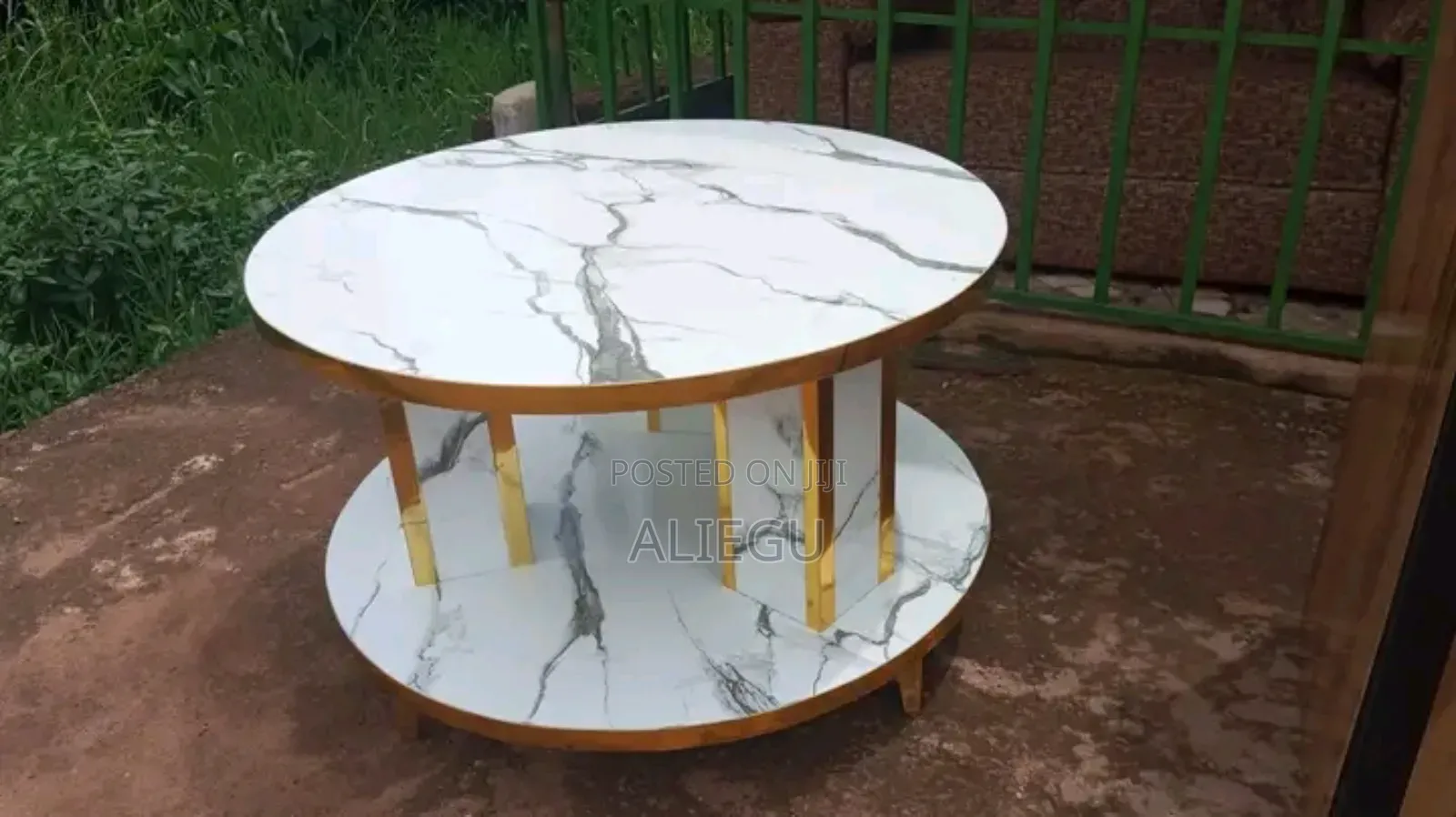 Quality and Strong Center Table