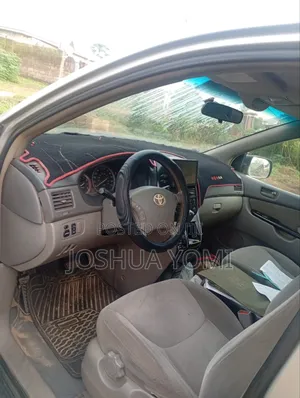 Toyota Sienna LE AWD (3.3L V6 5A) 2004 Silver