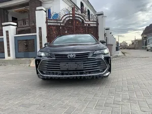 Toyota Avalon Limited 2020 Black