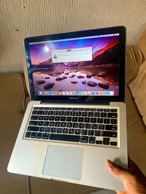 Laptop Apple MacBook 2010 8GB Intel Core i5 HDD 1T