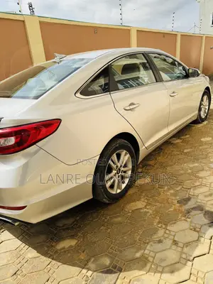 Hyundai Sonata Sport 4dr Sedan (2.4L 4cyl 6A) 2015 Silver
