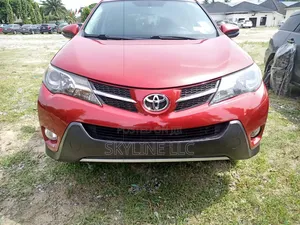 Toyota RAV4 2014 Red