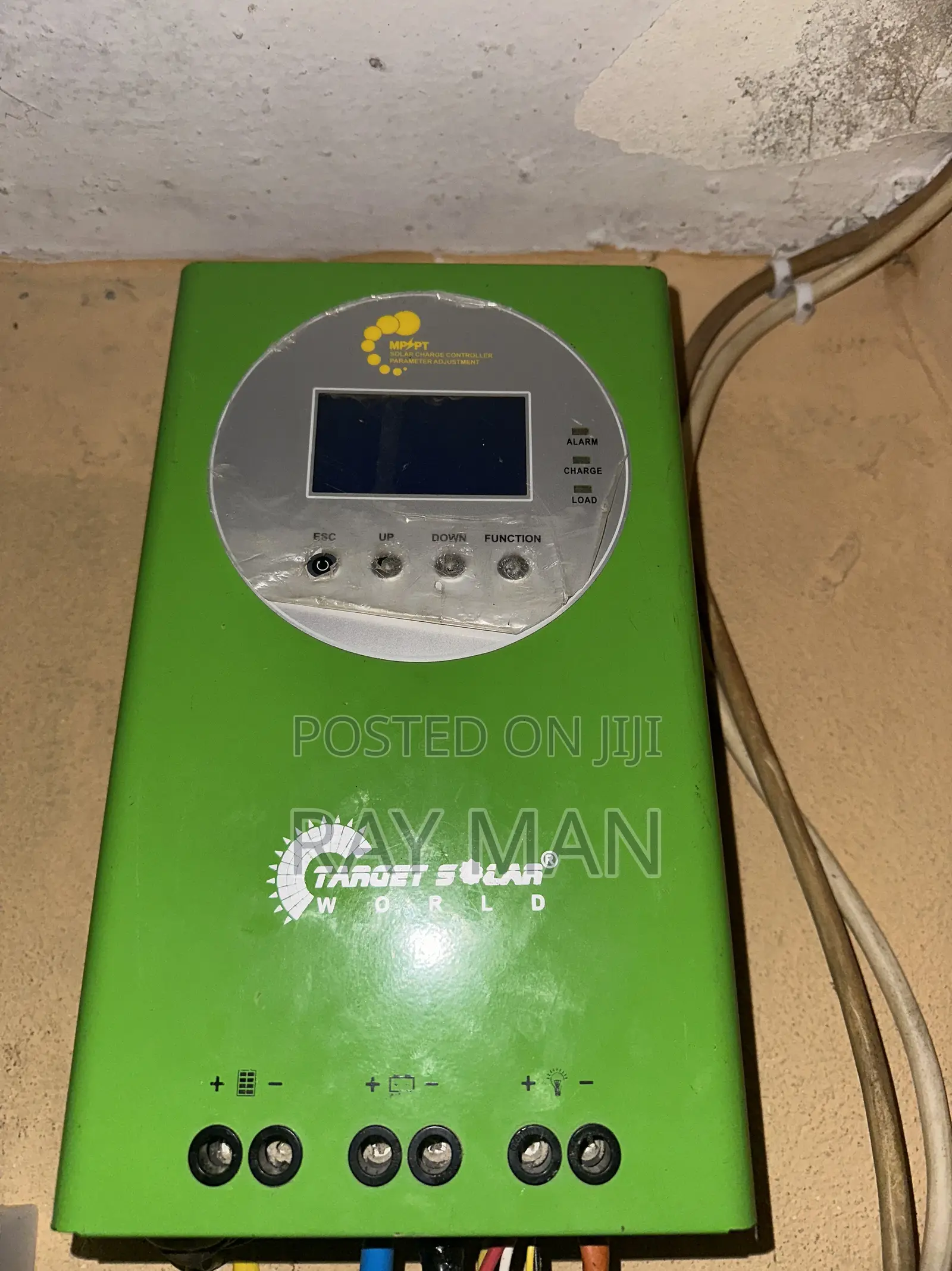 60 Amps Chargs Controller