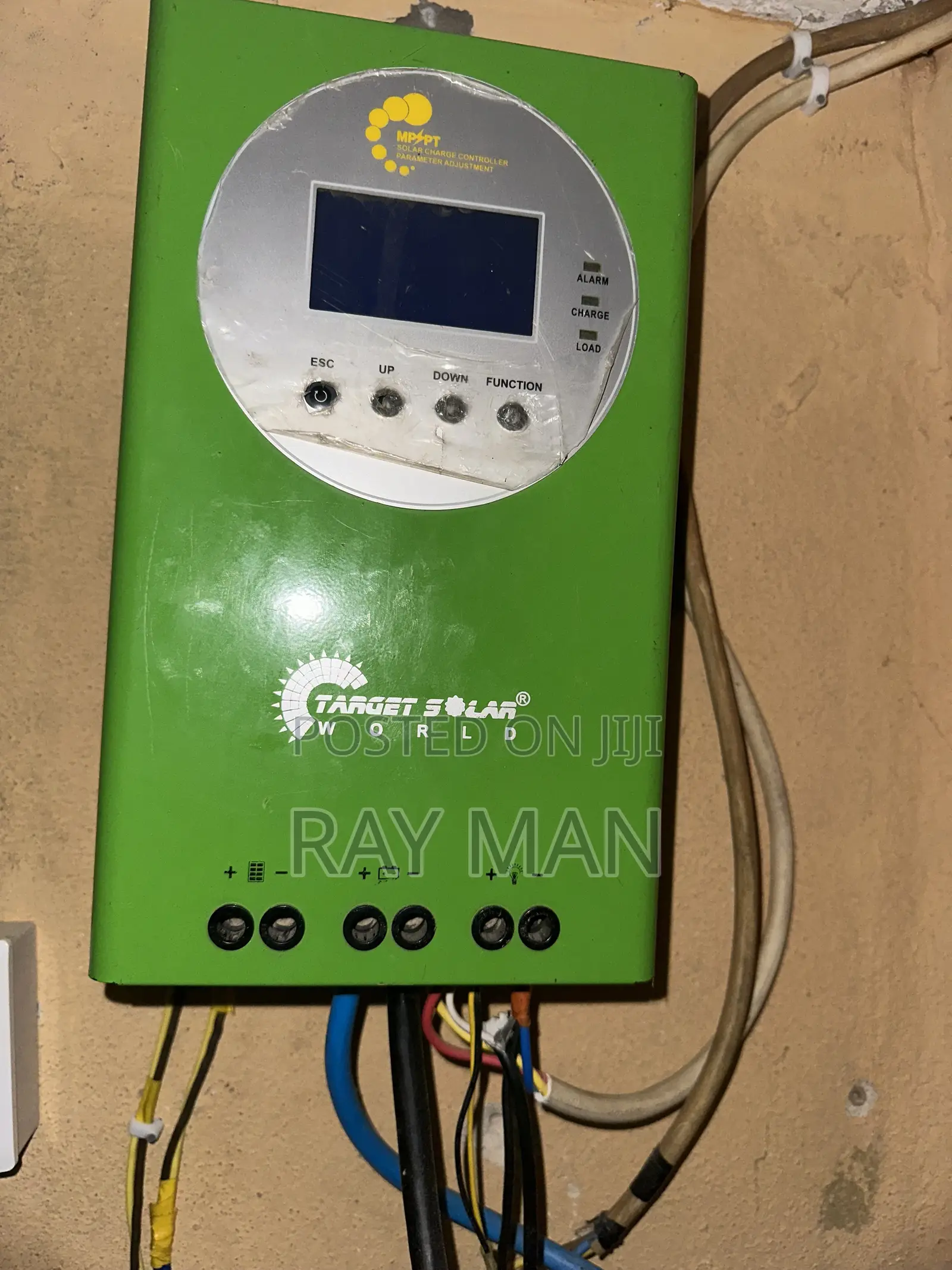 60 Amps Chargs Controller