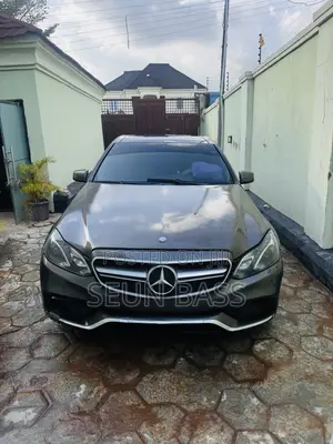 Mercedes-Benz E350 2010 Beige