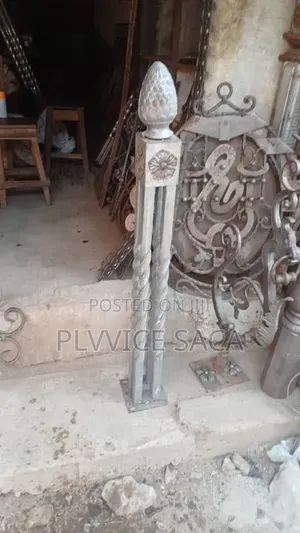 Wrought-Iron Handrail With Square Starter