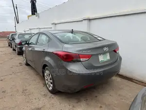 Hyundai Elantra 2012 Gray
