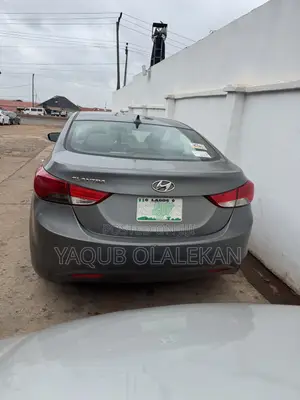 Hyundai Elantra 2012 Gray