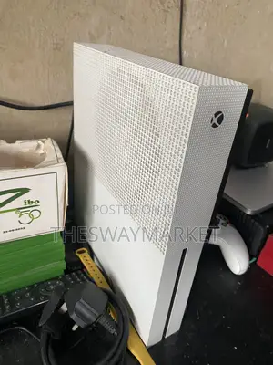 Xbox One S