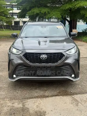 Toyota Highlander XSE 2022 Gray