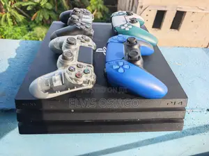 Play Station 4 Pro