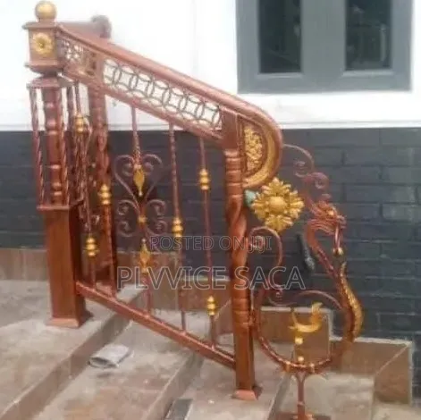 Wrought-Iron Handrail Dragon and Square Starter