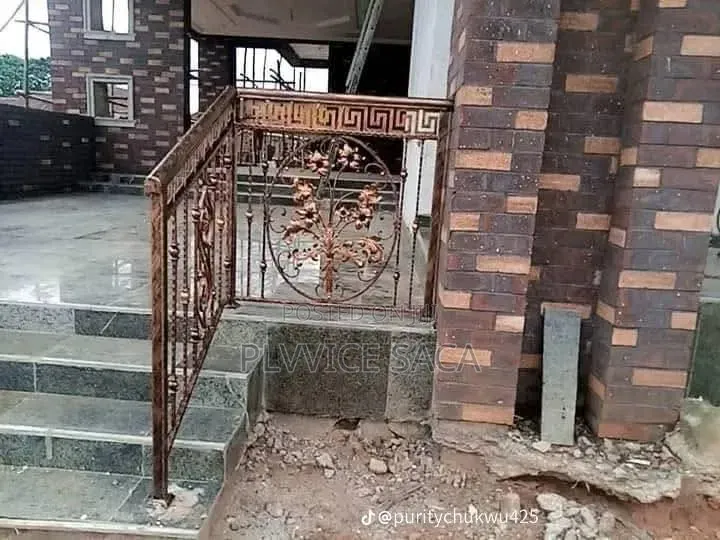 Wrought-Iron Handrail Flat Top