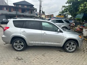 Toyota RAV4 2.5 Sport 2011 Silver