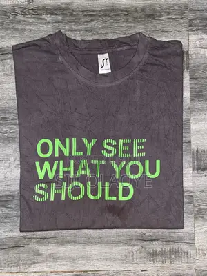 Quality Thrift Tops Roundnecks Available.