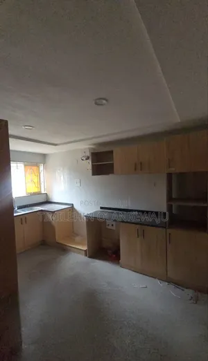 4bdrm Duplex in Akobo for rent