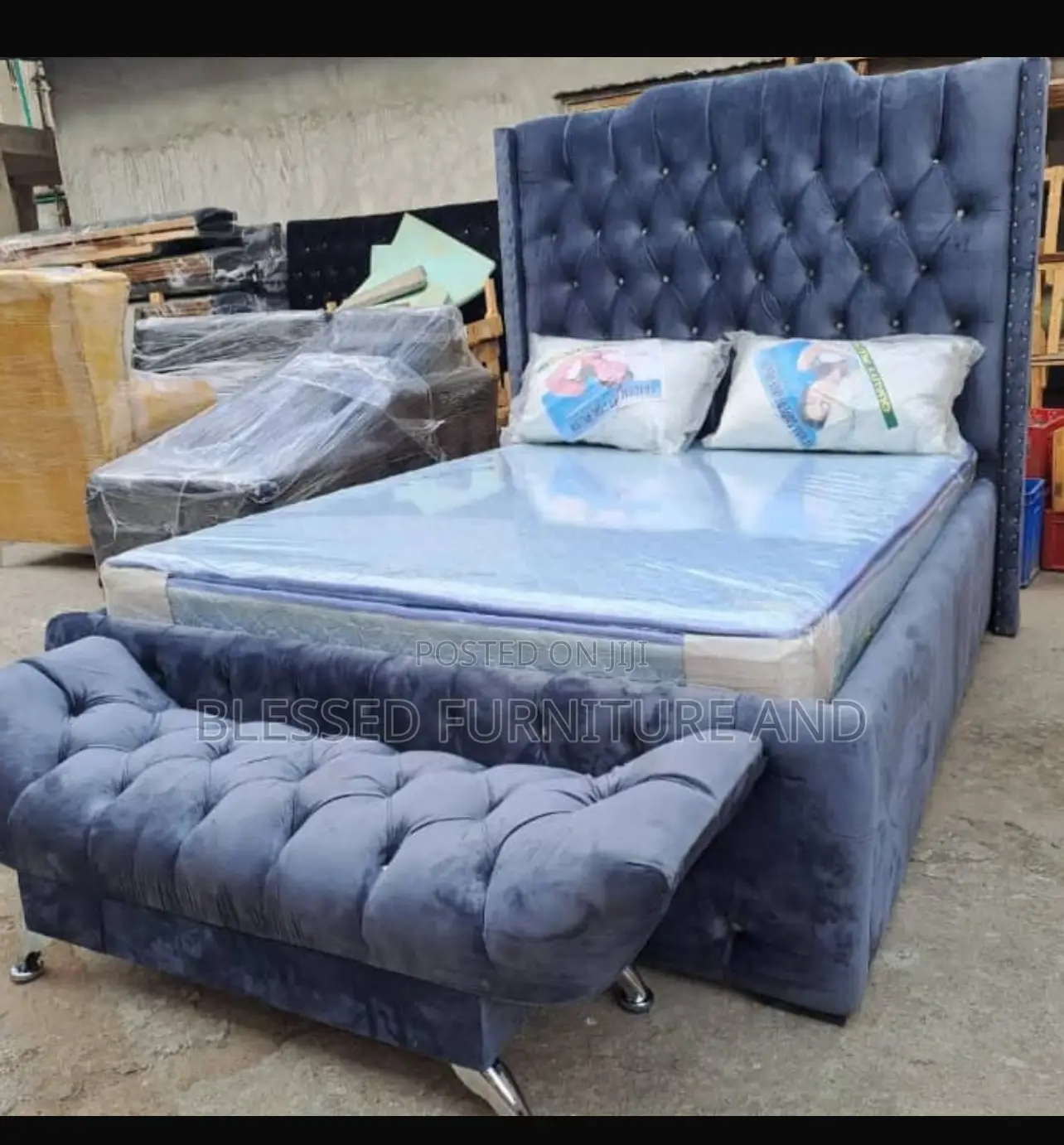 ( 4.5 /6 Bedframe) .