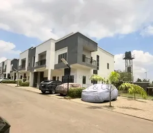 4bdrm Townhouse/Terrace in Life Camp for sale