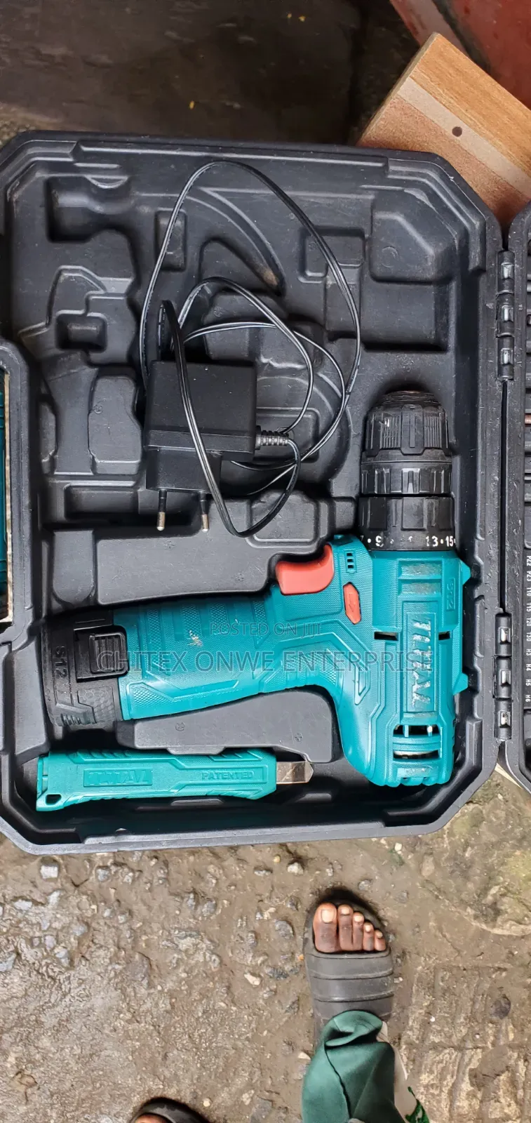 Total 12v Cordless Drill Tool Kit