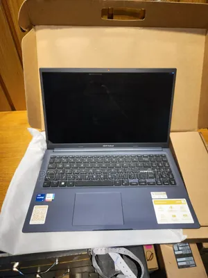 New Laptop Asus VivoBook 15 X505BA 16GB Intel Core i7 SSD 512GB