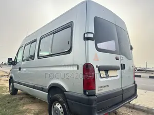 Nissan Caravan (Urvan) 2008 Silver