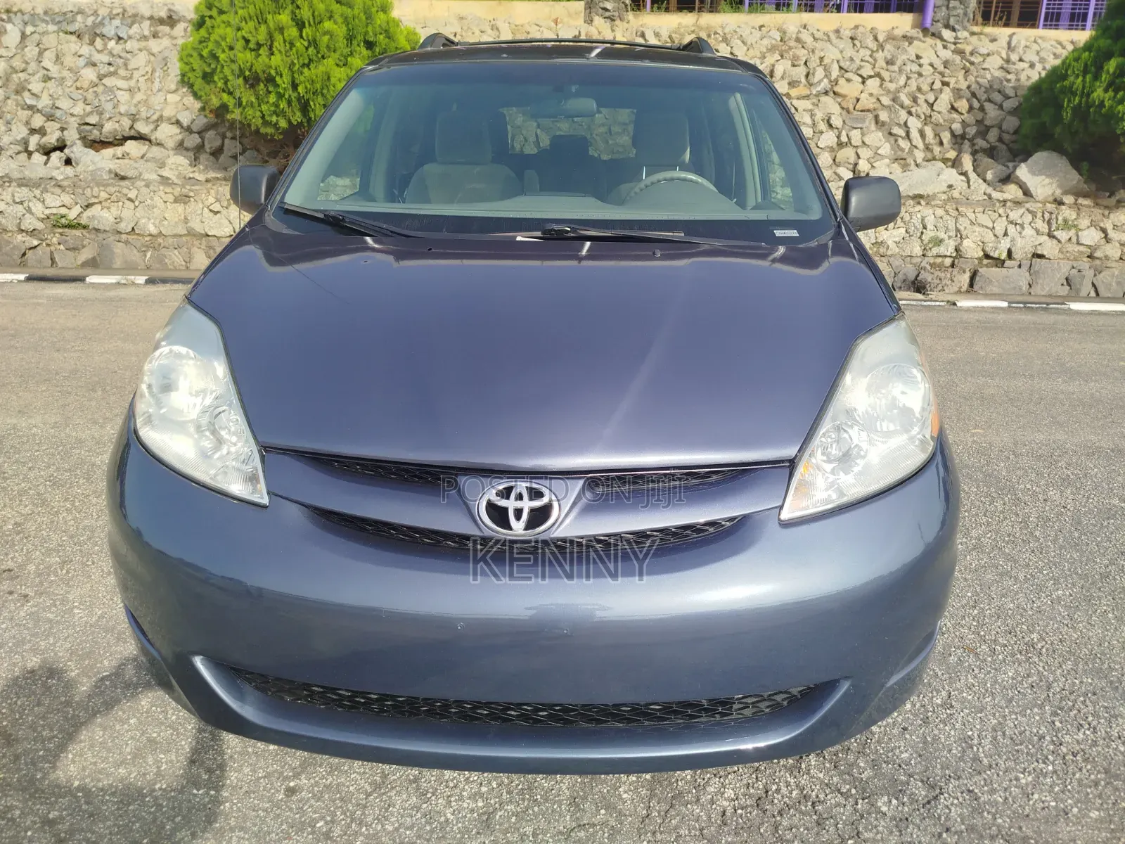 Toyota Sienna LE 2009 Blue