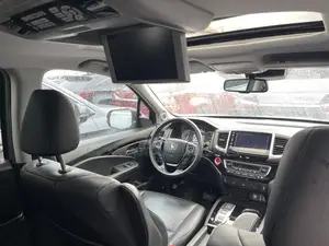 Honda Pilot Touring AWD 2018 Gray
