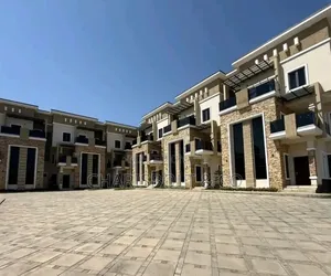 4bdrm Townhouse/Terrace in Jahi for sale