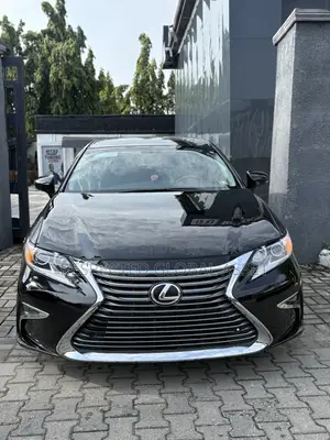 Lexus ES 2013 Black