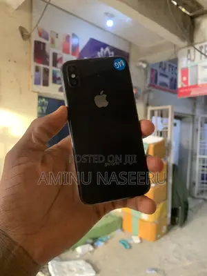 Apple iPhone X 64 GB Black