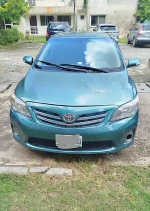 Toyota Corolla 2010 Blue