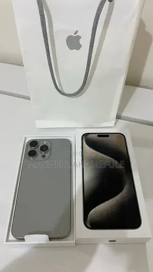 New Apple iPhone 15 Pro Max 512 GB Silver