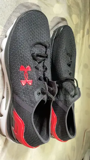 Perfect Unisex Reebok Sneakers