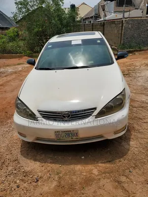 Toyota Camry 2005 White
