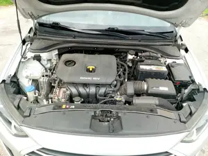 Hyundai Elantra 2018 Silver