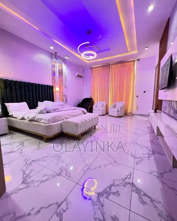 Modern Master Bedroom Interior Design