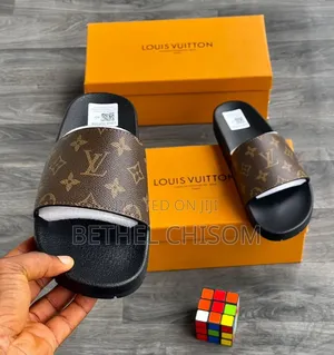 Brand New Louis Vuitton Men's Waterfront Slides / Slippers
