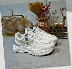 Quality Fashion Unisex Sneaker