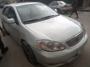 Toyota Corolla Sedan Automatic 2004 Silver