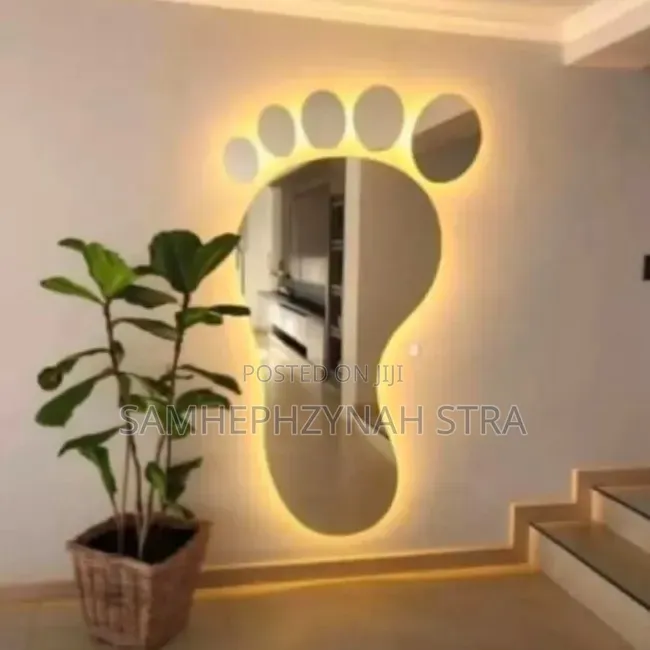 Designed Reflective Lightening Mirror