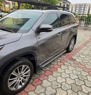 Toyota Highlander 2015 Gray