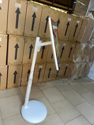 32 Inches Rotating Screen