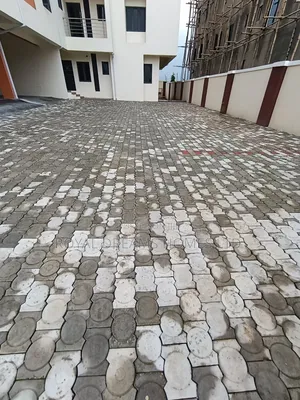 3bdrm Block of Flats in Katampe (Main) for sale