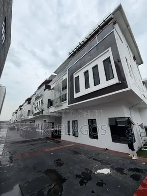 5bdrm Duplex in Ikate for rent