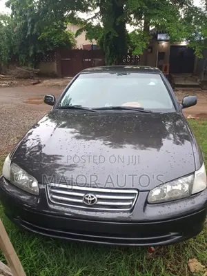 Toyota Camry LE 4dr Sedan (2.4L 4cyl 5M) 2002 Gray