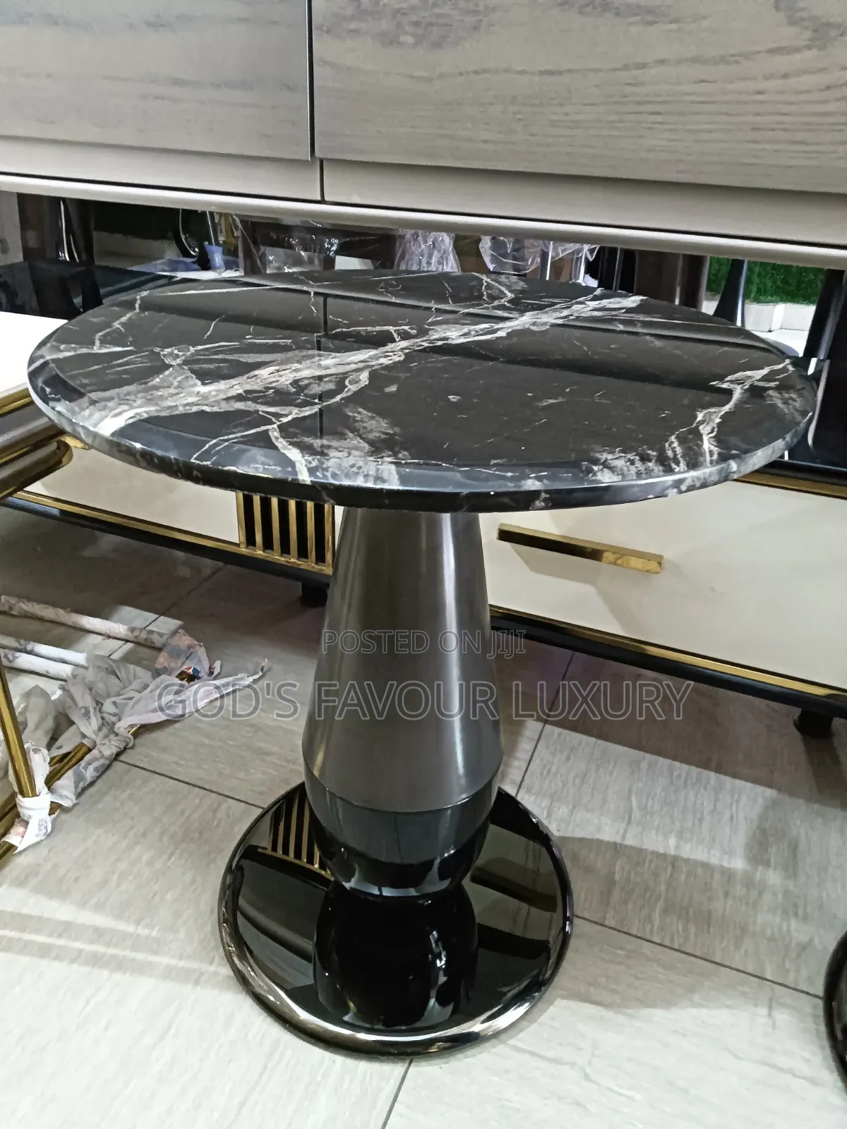 Marble Round Top Lounge Side Table