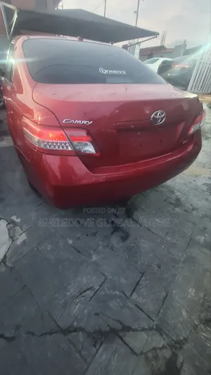 Toyota Camry 2011 Red