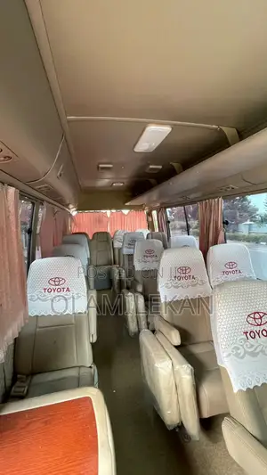 Toyota Coaster 2017 Gold