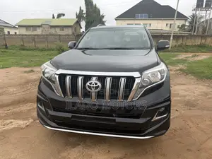 Toyota Land Cruiser Prado 2016 Black